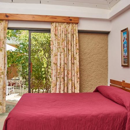 Visa Lodge Port-au-Prince Eksteriør bilde